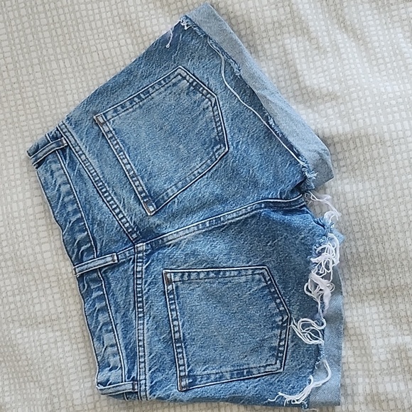 REFORMATION Cuff Jean Shorts Sz. 24 - Picture 4 of 4
